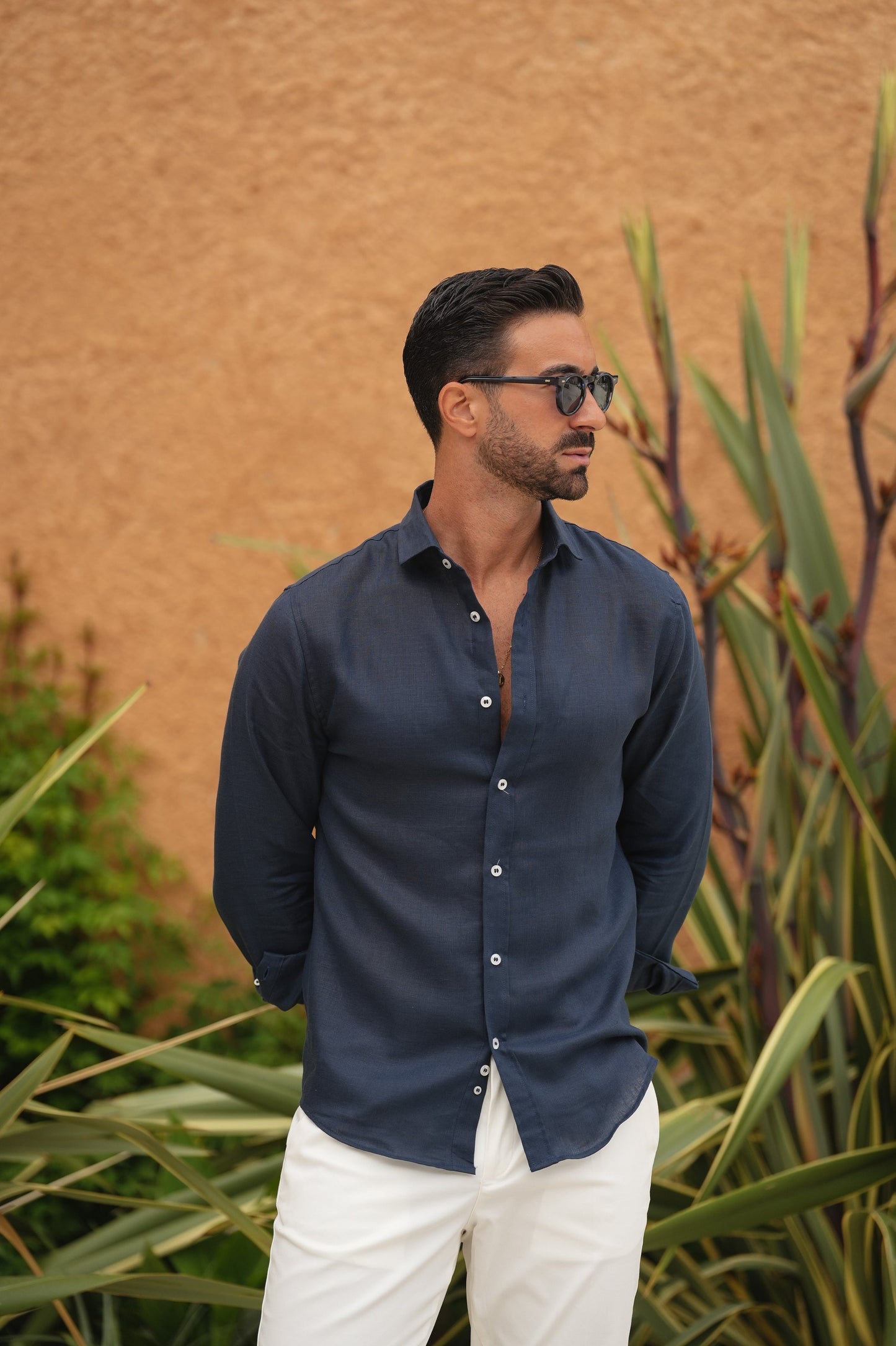 DONATO NAVY LINEN SHIRT
