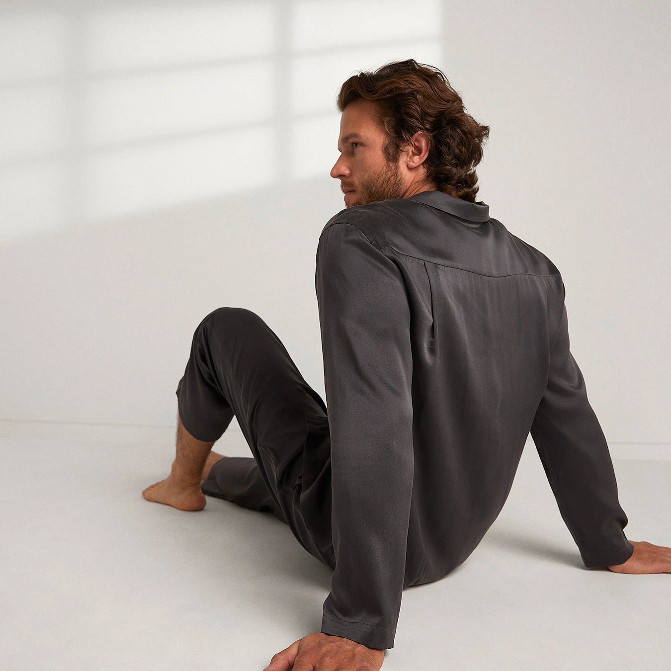 SXIƎ® X LUNYA Cali Meditative Grey Silk Set