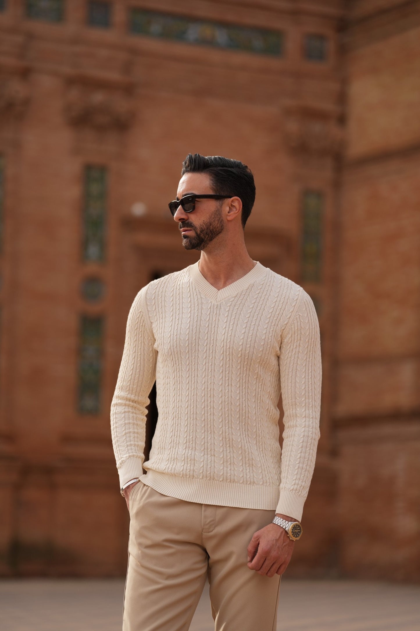 DONATO BEIGE V-NECK