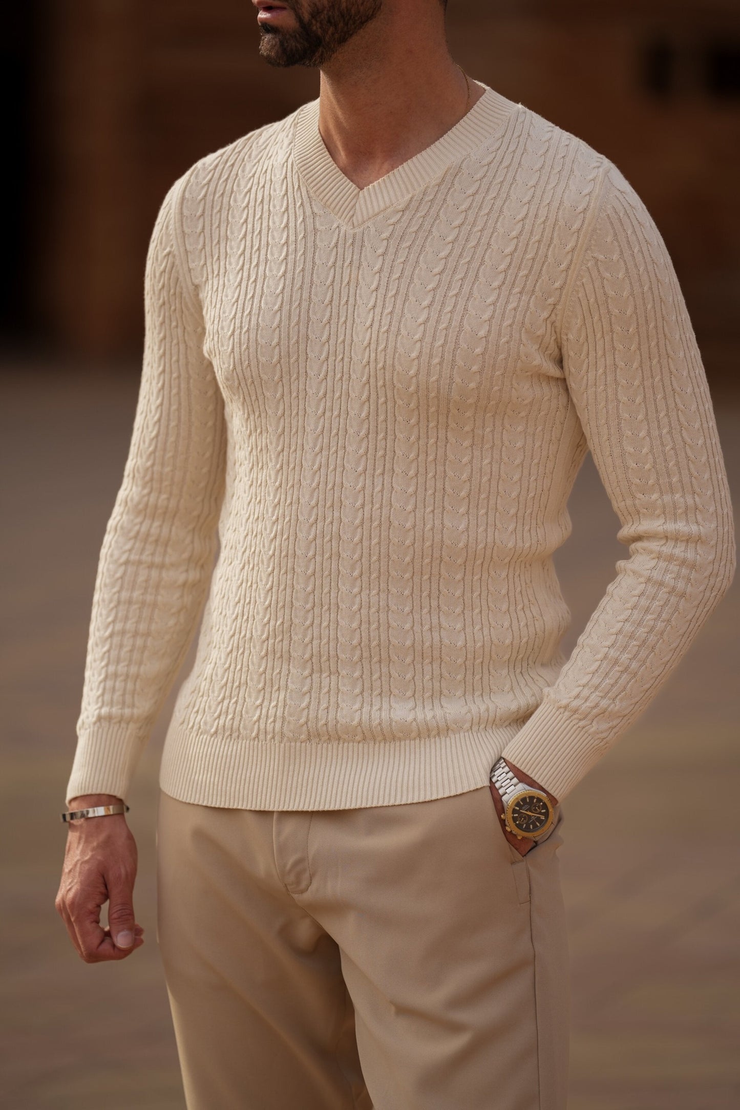 DONATO BEIGE V-NECK