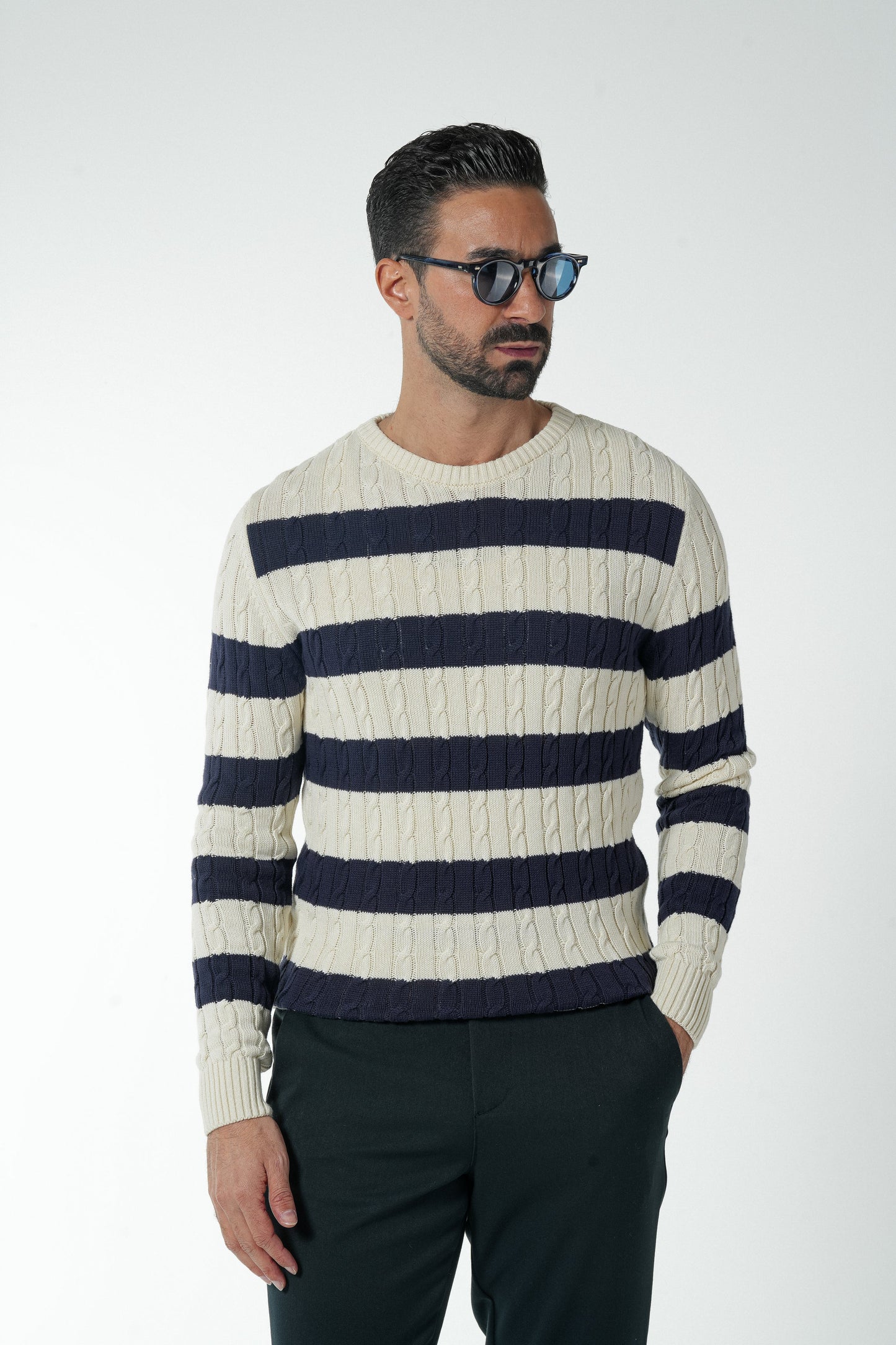 DONATO NAVY & PEARL SWEATER
