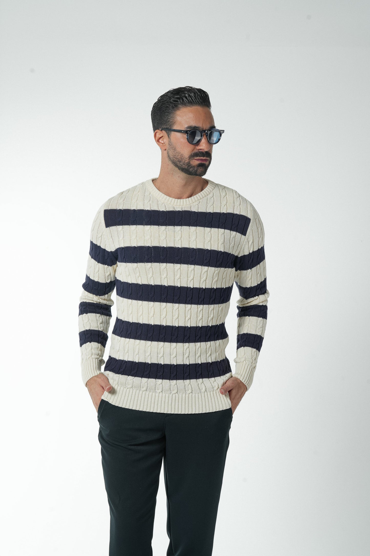 DONATO NAVY & PEARL SWEATER